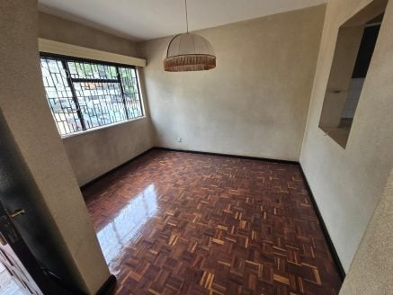 Spacious 5-Bedroom Parklands Maisonette for sale